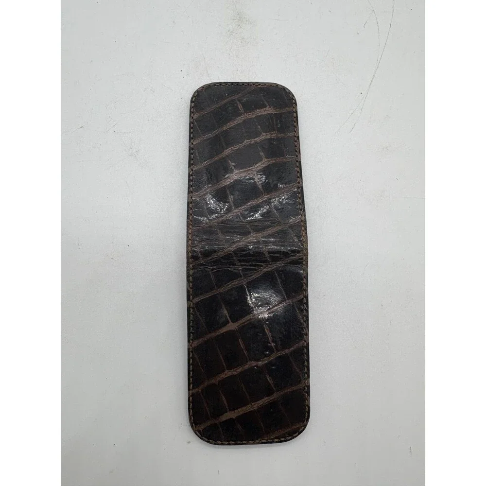 Unbranded genuine alligator